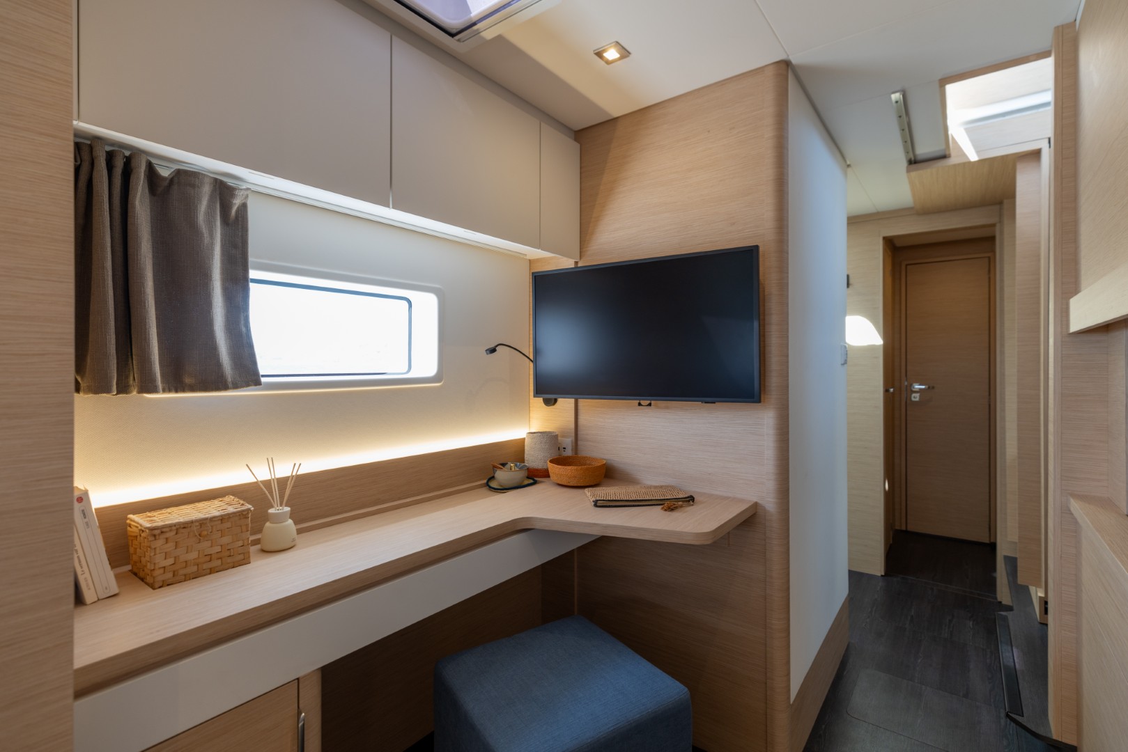 2027 Fountaine Pajot 44 - Görsel 23