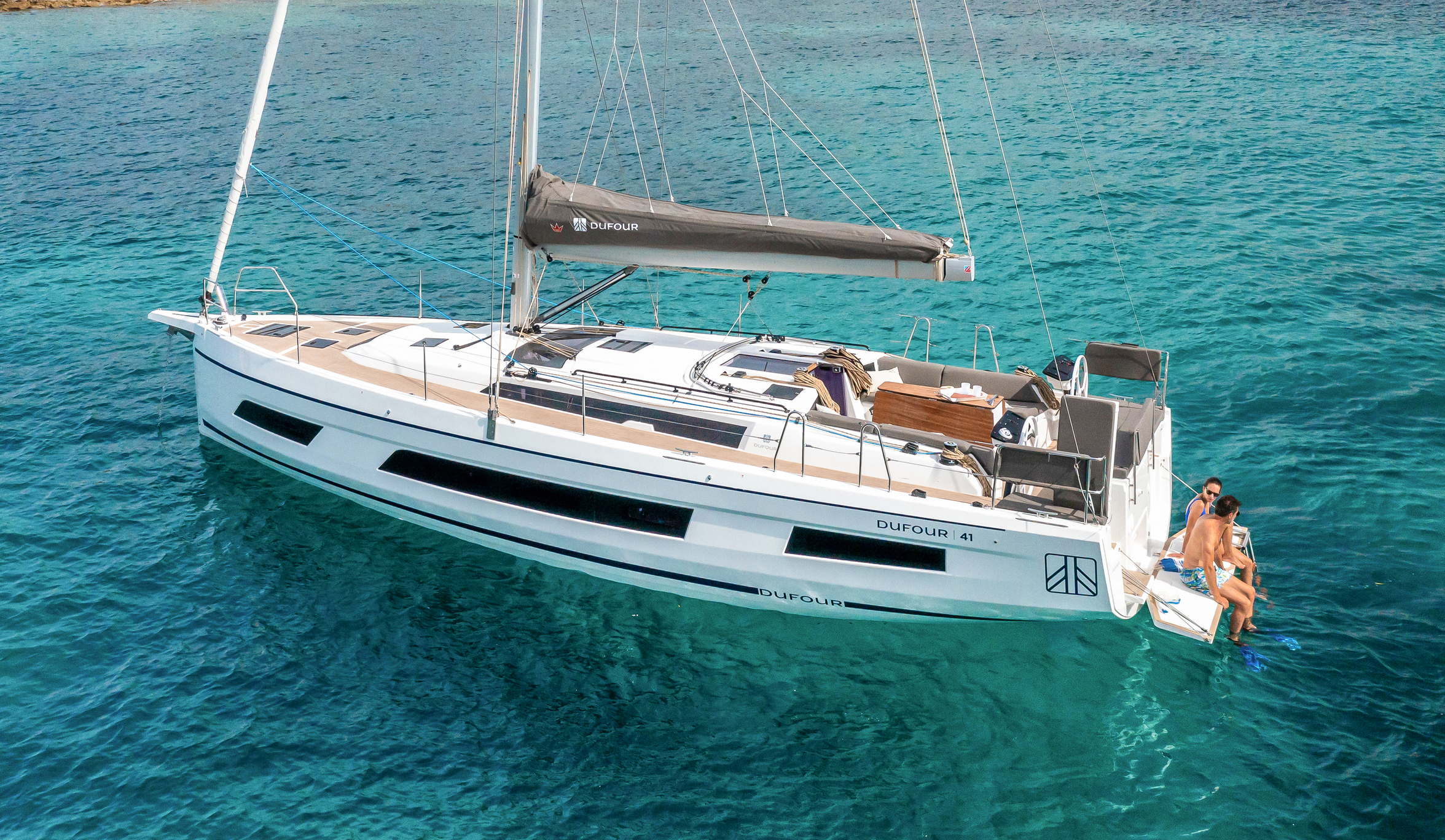 2027 Dufour 41